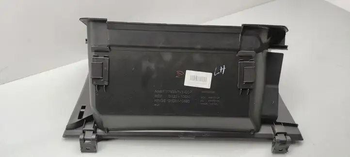 Honda Civic IX (2011 - 2017) 77500TV1 Крышка бардачка — фото 4