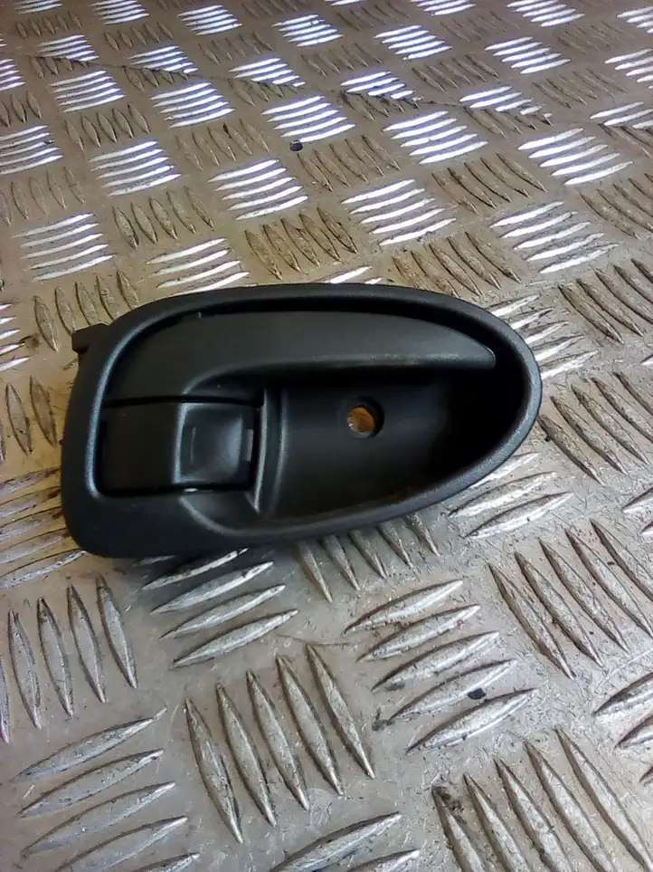 Toyota Yaris (2005 - 2009) 692050D100 Внутренняя ручка двери — фото 1