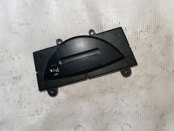 Mercedes-Benz E W211 (2002 - 2009) 2118206510 Кнопка парктроника — фото 1