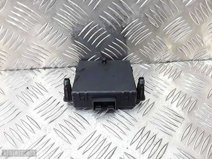 Volkswagen PASSAT B6 (2005 - 2010)  3C0907530H Модуль управления gateway