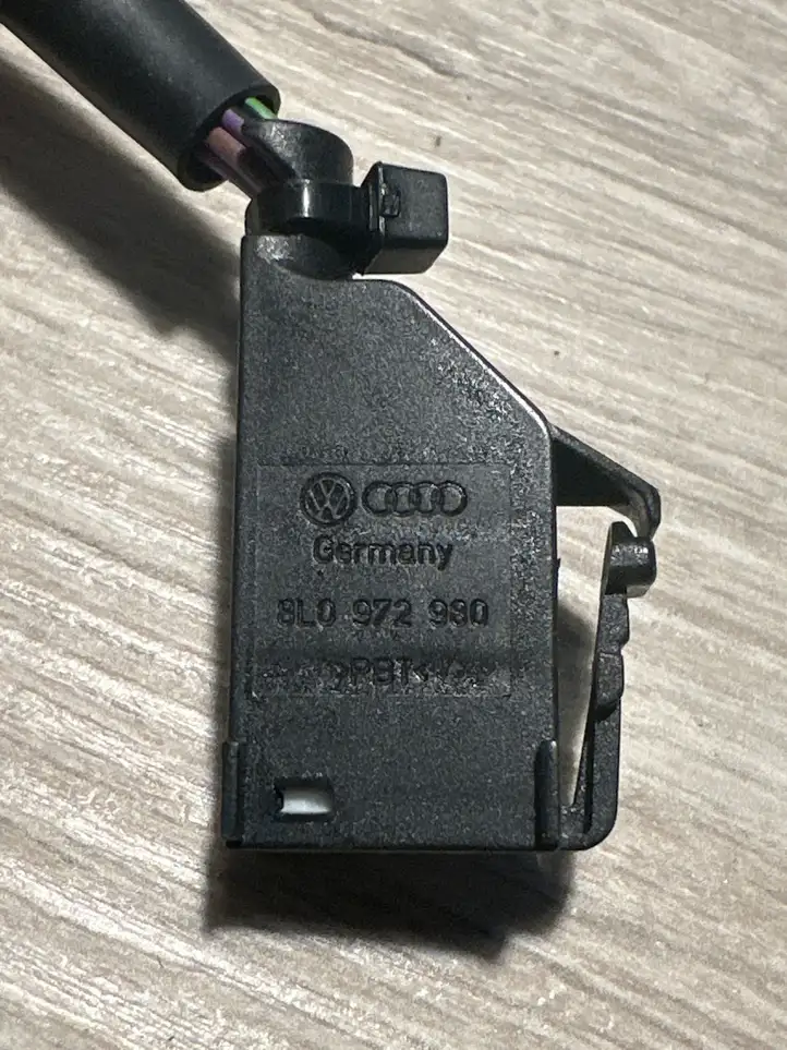 Audi A5 8T 8F (2007 - 2011) 8L0972980 Прочая электропроводка — фото 2