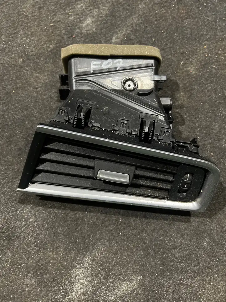 BMW 5 GT F07 (2010 - 2017) F5914258308 Боковой воздушный дефлектор — фото 1