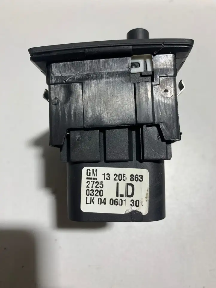 Opel Zafira B (2003 - 2006) 13205863 Включатель фонарей — фото 2
