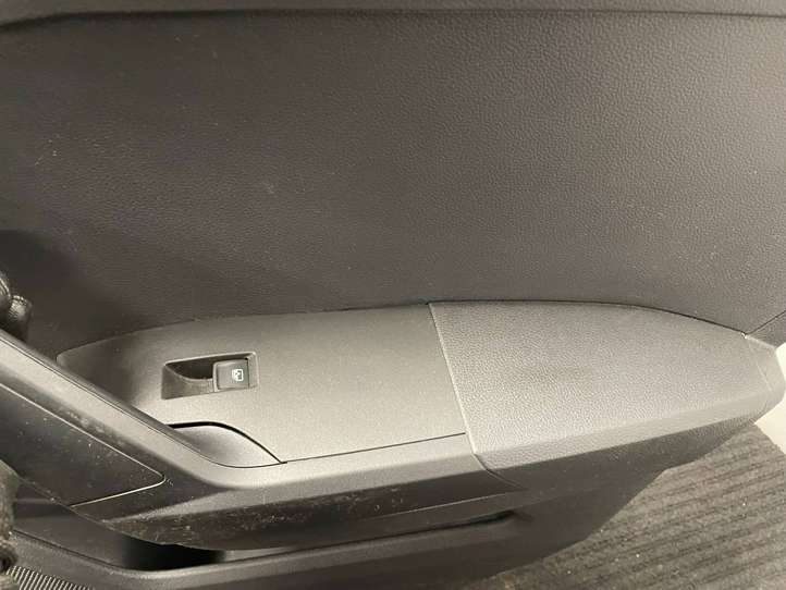 Seat Ibiza V (KJ) (2017 - )  6F0867134 Обшивка задней двери