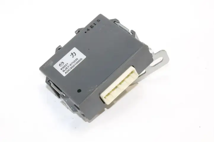 Mazda 3 II (2013 - 2017) BJE767UU0 Блок управления парктроником — фото 1