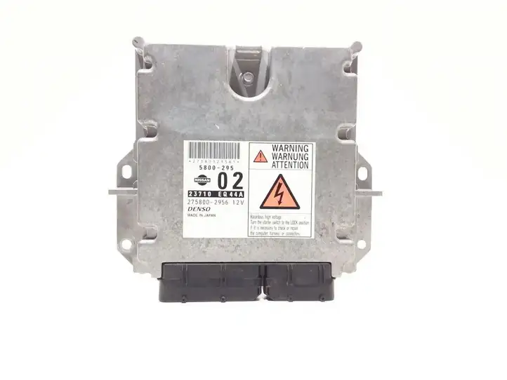 Nissan X-Trail T30 (2001 - 2007) 2758002956 Блок управления двигателем (ЭБУ) — фото 1