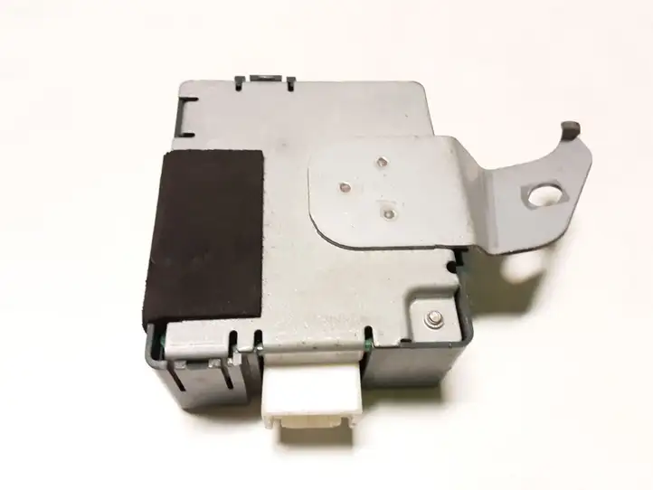 Toyota Land Cruiser (J120) (2002 - 2009) 8974160340 Блок управления дверью — фото 6