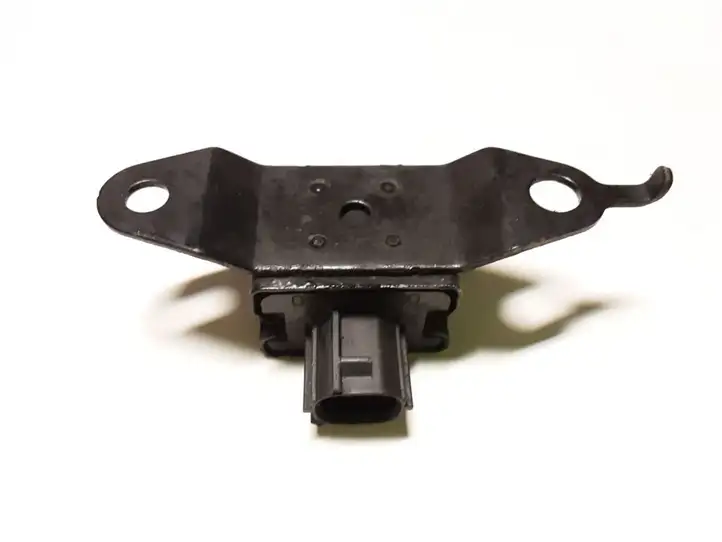 Toyota Land Cruiser (J120) (2002 - 2009) 8917335060 Датчик удара SRS — фото 5
