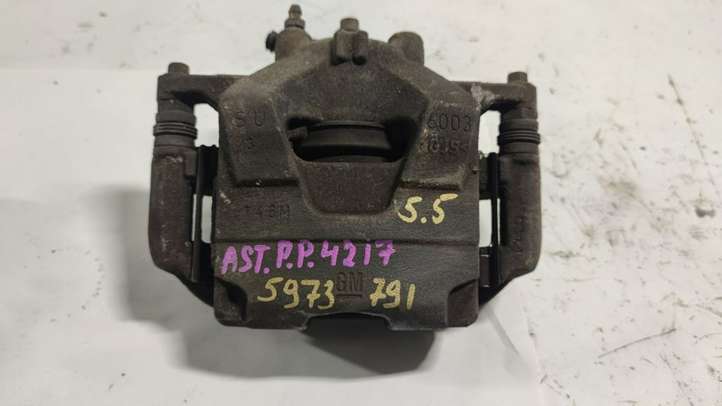 Opel Astra (2009 - 2012)  95522604 Передний суппорт