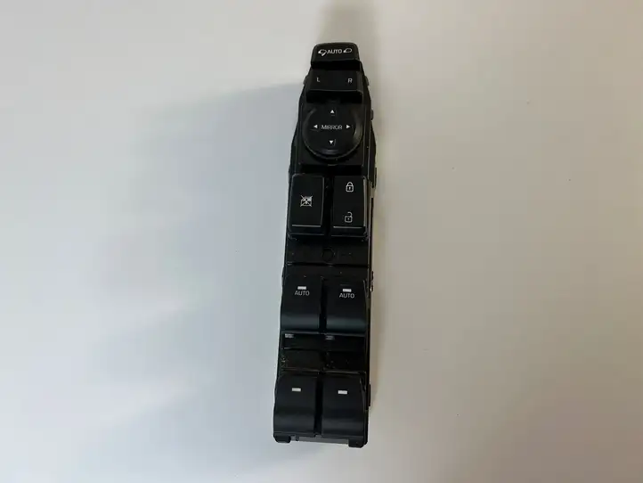 Hyundai Ioniq (2016 - ) 93570G2610 Блок кнопок стеклоподъемников — фото 1