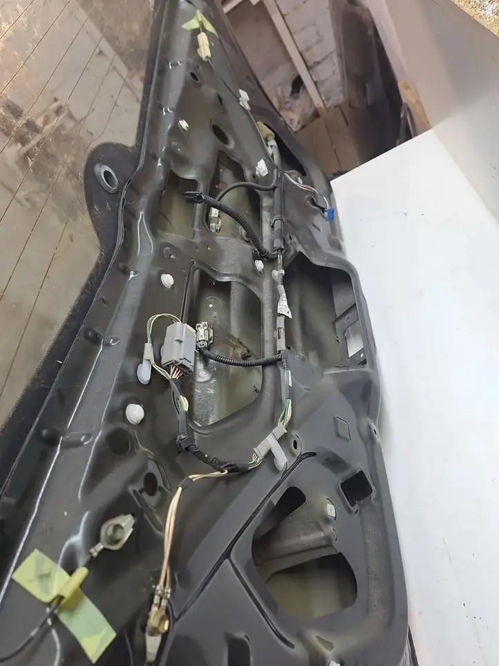 Toyota Corolla Verso AR10 (2004 - 2009) Крышка багажника — фото 6