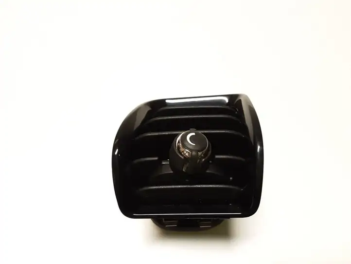Mini Clubman F54 (2015 - 2019) 9305681 Центральный воздушный дефлектор — фото 1