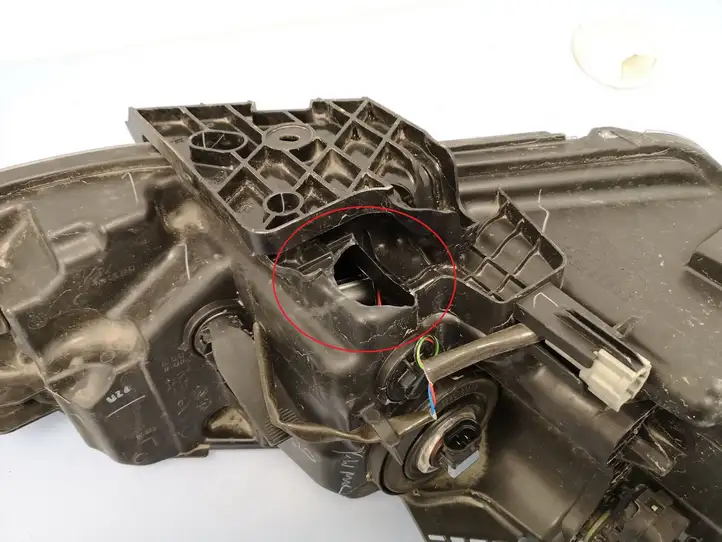 Nissan Qashqai (2017 - 2020) Передняя фара — фото 3