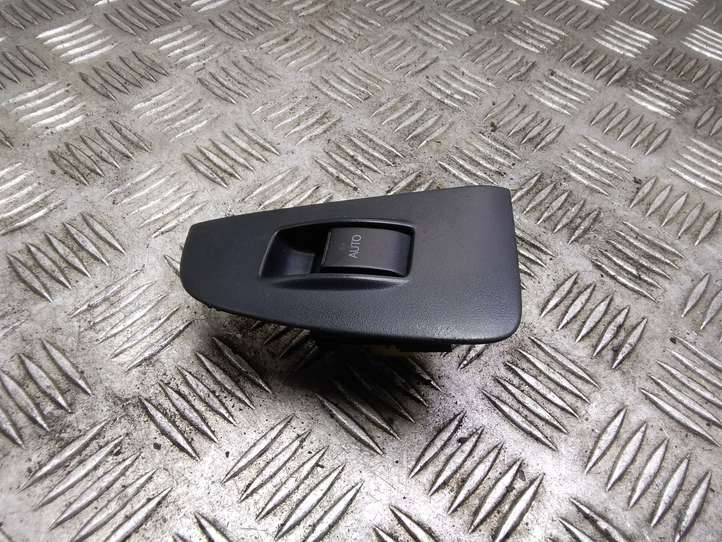 Toyota Avensis T250 (2003 - 2006)  7423105140 Кнопка стеклоподъемников