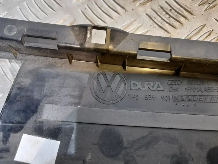 Volkswagen Touareg II (2010 - 2018) 7P6839901 Накладка стекла двери — фото 3