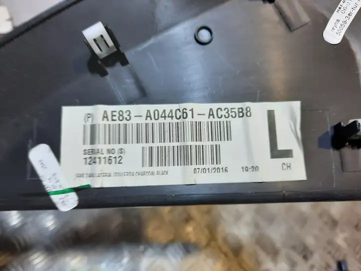Ford Fiesta (2013 - 2017) A044C61 Боковая отделка панели приборов — фото 2