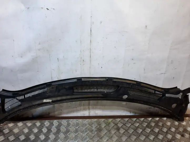 Ford Fiesta (2013 - 2017) AE835402216AA Жабо стеклоочистителей — фото 1