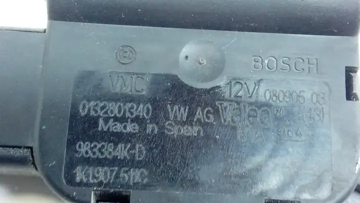Volkswagen Golf V (2003 - 2009) 1K19075HC Двигатель задвижки потока воздуха — фото 2