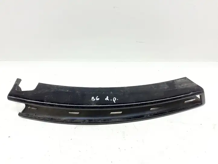 Volkswagen PASSAT B6 (2005 - 2010) 3C0807718C Молдинг переднего бампера — фото 1