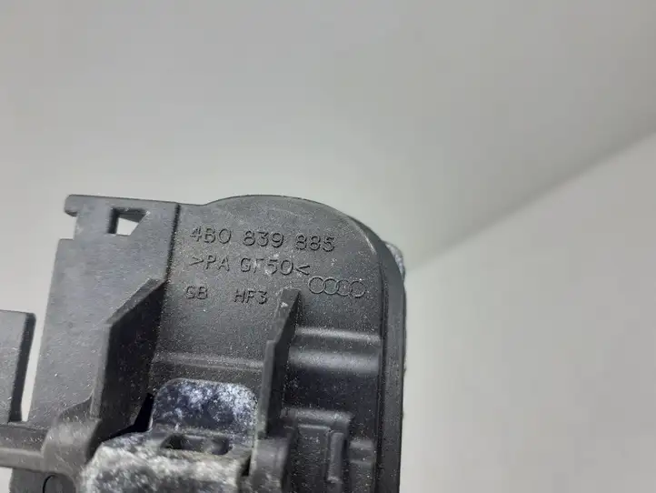 Audi A4 S4 B6 8E 8H (2000 - 2006) 4B0839885 Наружная ручка задней двери — фото 3