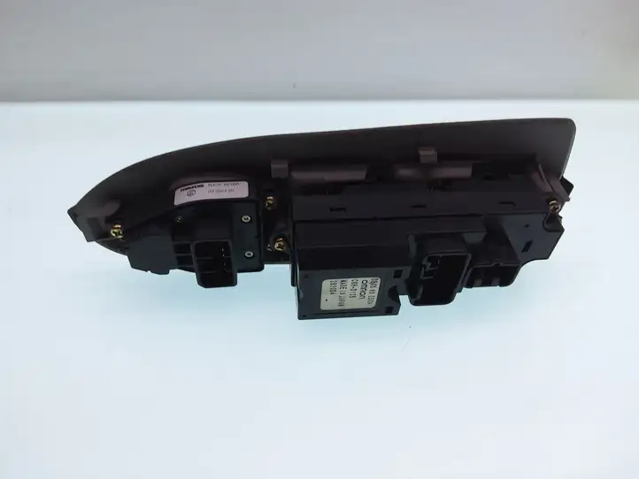 Mazda Premacy (1999 - 2005) CB0866350A Кнопка стеклоподъемников — фото 2