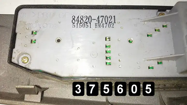 Toyota Prius (XW20) (2003 - 2009) 84820-47021 Другие включатели / ручки/ переключатели — фото 6