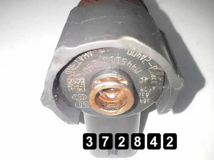 Hyundai i30 (2007 - 2012) 1600 CRDI 0445110256 BOSCH 66KW # Форсунка — фото 6
