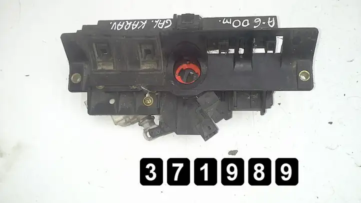 Audi A6 S6 C5 4B (1997 - 2001) 8D9827565H Ручка крышки багажника — фото 1