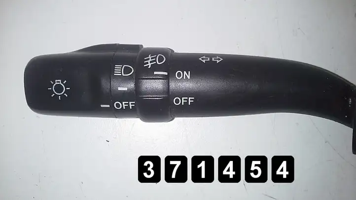 Toyota Previa (XR30, XR40) II (2000 - 2006) 84140-20680 Другие включатели / ручки/ переключатели — фото 2