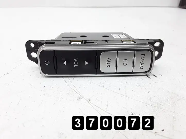 Nissan Leaf I (ZE0) (2010 - 2017) # 3nd1a210484 Другие включатели / ручки/ переключатели — фото 1
