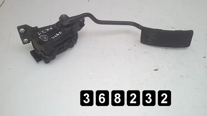 Volvo S40, V40 (2000 - 2004) 1900td 30865642 europa Педаль акселератора — фото 1