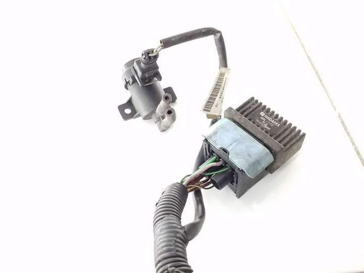 Nissan Qashqai (2010 - 2013)  9640469680 Реле подогрева свеч