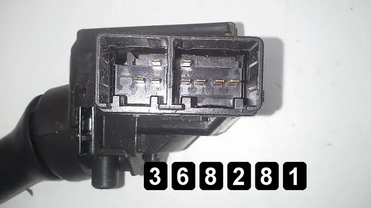 Toyota Aygo AB10 (2005 - 2008) 17f03lh Другие включатели / ручки/ переключатели — фото 5