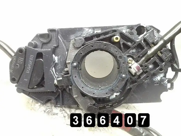 Toyota Corolla E120 E130 (2000 - 2004) R170401 Другие включатели / ручки/ переключатели — фото 7