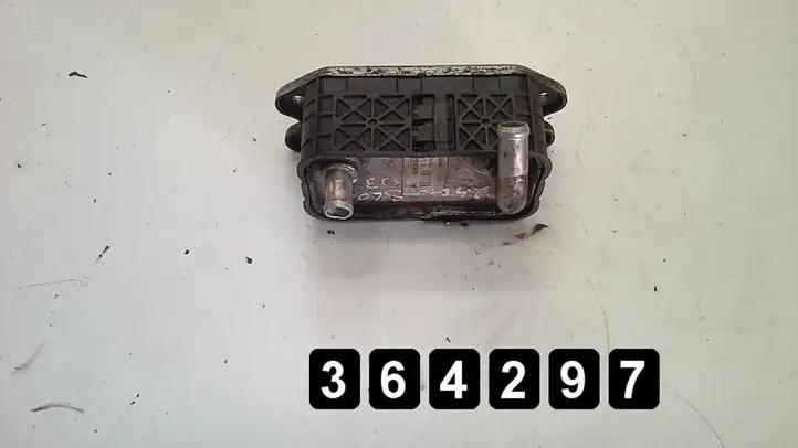 Volvo S60 (2000 - 2004) 2400 8677973 behr99081 Кронштейн масляного фильтра — фото 3