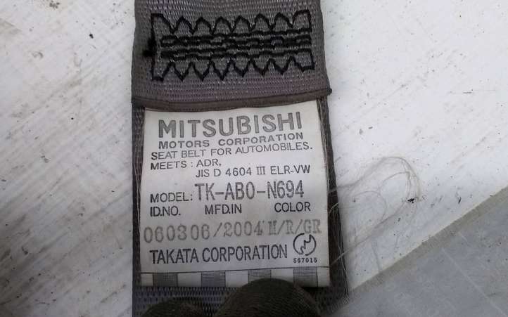 Mitsubishi Grandis (2003 - 2012)  TKAB0N694 Задний ремень безопасности