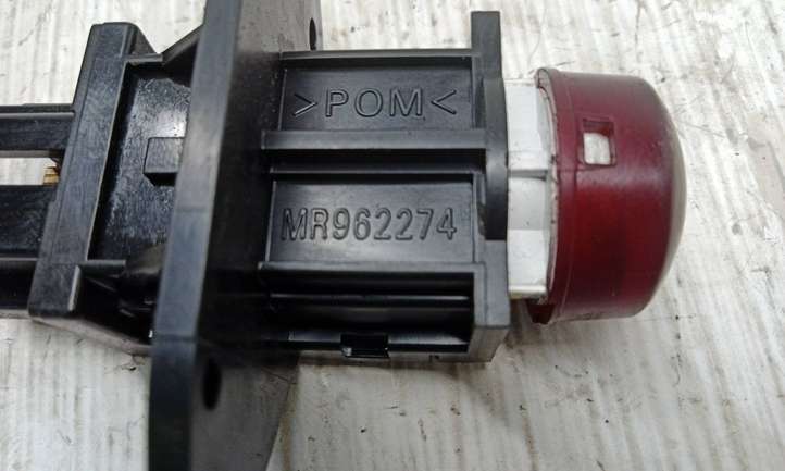 Mitsubishi Grandis (2003 - 2012)  MR962274 Включатель аварийных фонарей