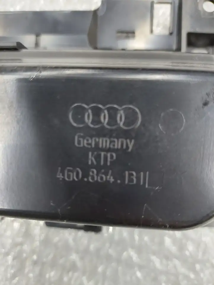 Audi A6 C7 (2011 - 2014) 4G0864131 Пепельница — фото 2
