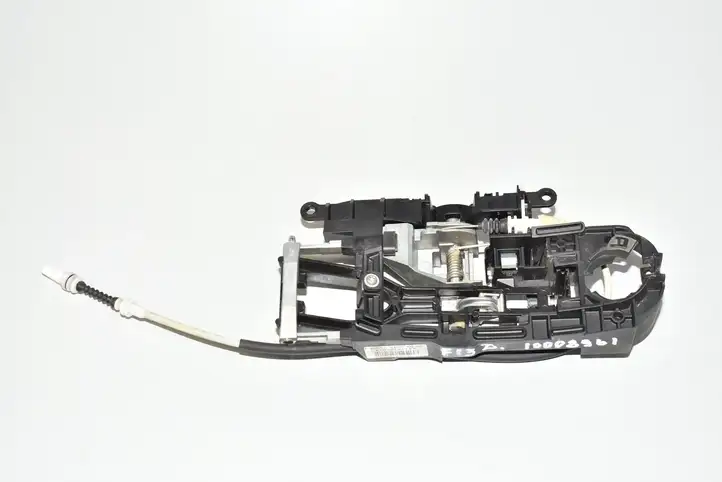 BMW M6 F06/F12/F13 (2012 - 2018) 7187228 Крепление наружной ручки передней двери — фото 1