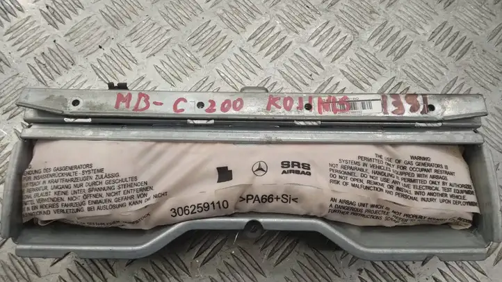 Mercedes-Benz C W204 (2007 - 2014) 306026999AR Коленная подушка безопасности — фото 1