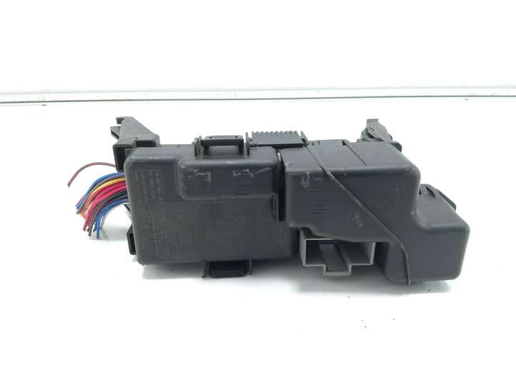 Volvo S60 (2010 - 2013)  DPT13800159WWB Ящик предохранителей (комплект)