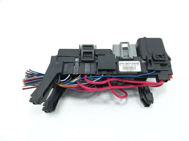 Volvo S60 (2010 - 2013)  DPT13800159WWB Ящик предохранителей (комплект)