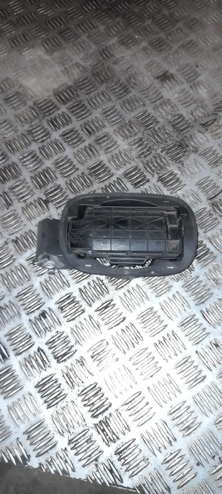 Audi A6 S6 C6 4F (2004 - 2008) 4F5809999B Крышка топливного бака — фото 1