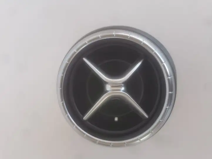 Mercedes-Benz CLA C117,X117,W117 (2013 - 2019) A1178300554 Боковой воздушный дефлектор — фото 1