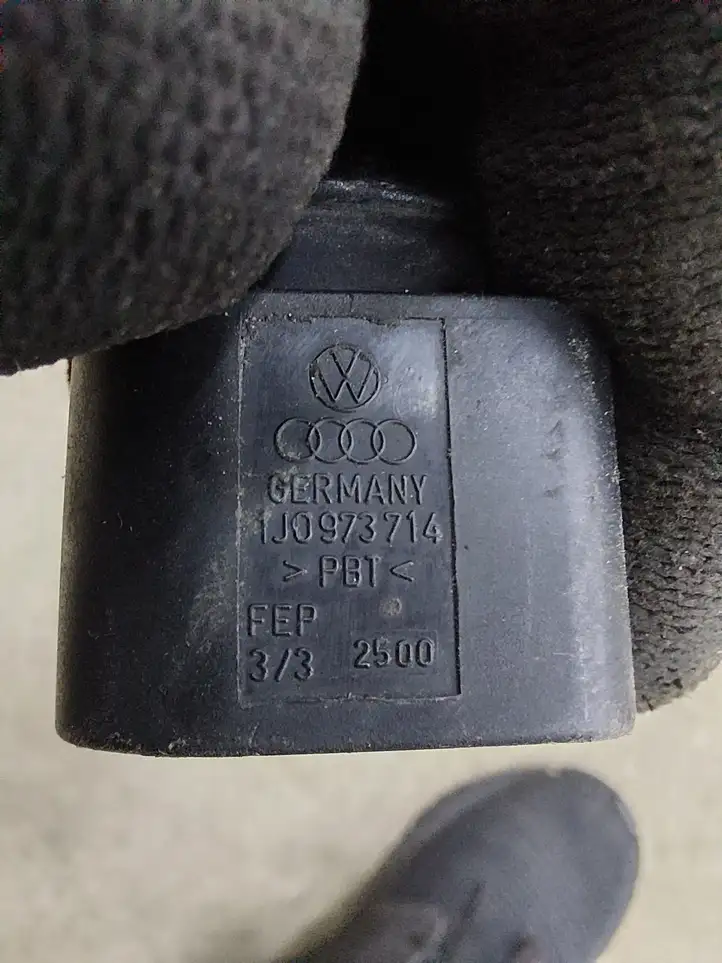 Audi A6 C7 (2011 - 2014) 6E0973702 Прочая электропроводка — фото 3