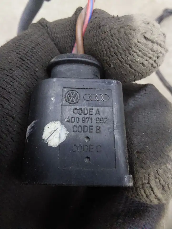 Audi A6 C7 (2011 - 2014) 6E0973702 Прочая электропроводка — фото 6