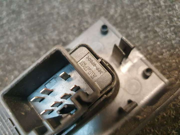 Land Rover Freelander (1997 - 2003)  M24445 Кнопка стеклоподъемников