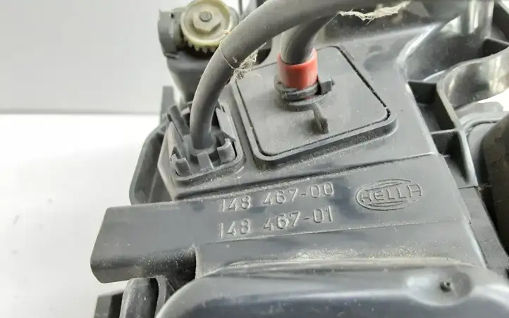 Audi A6 S6 C5 4B (1997 - 2001) 148467 Передняя фара — фото 2