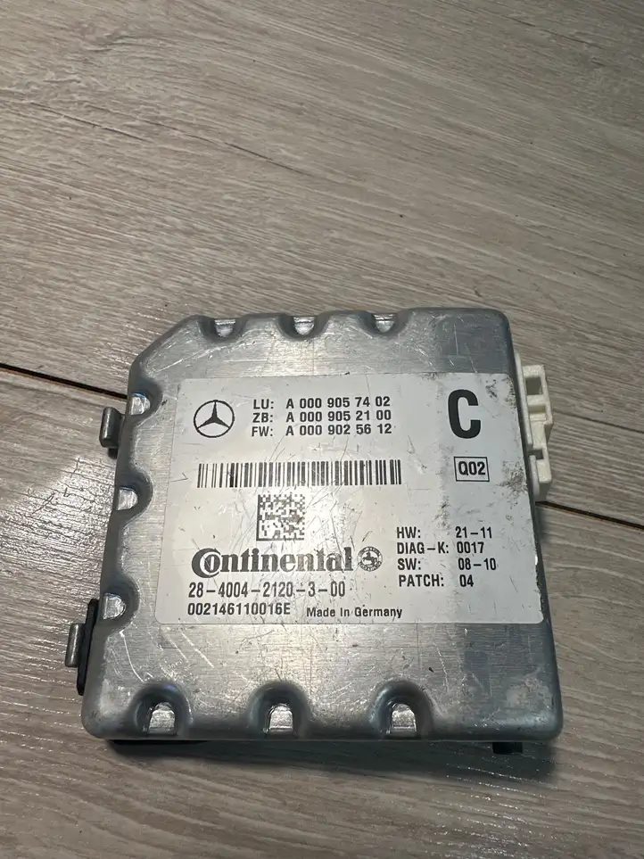 Mercedes-Benz SL R231 (2012 - 2019) A0009057402 Камера в лобовом стекле — фото 2
