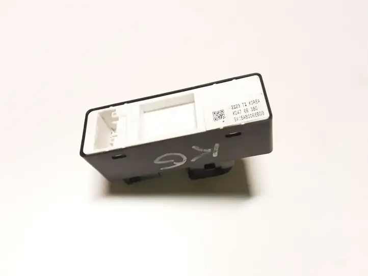 (2012 - 2015) KD4766380 Кнопка стеклоподъемников — фото 3
